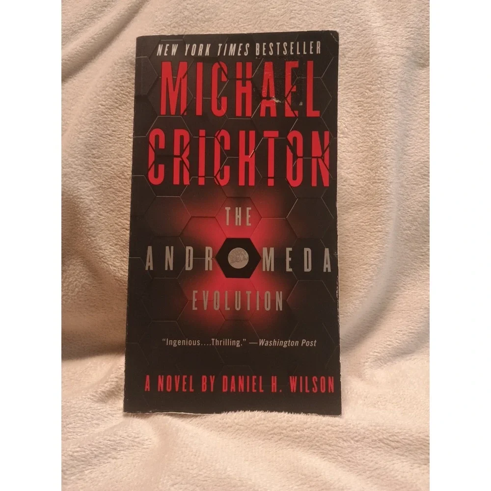 Andromeda Evolution by Daniel H. Wilson and Michael Crichton (2020, Mass Market)